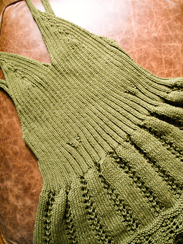 Ribs and Lace Tank Done! (Pre Blocking)