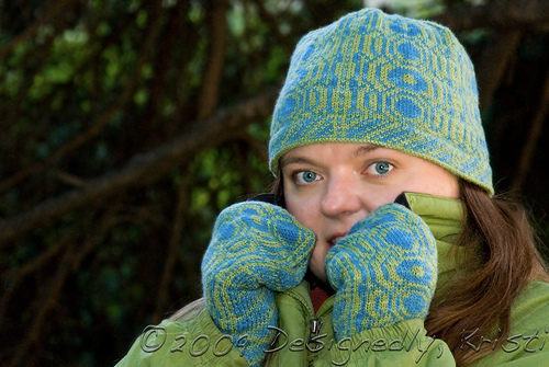 Moxie Hat & Mitten Set