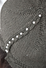 Sur la Tête - Crown & Button Detail