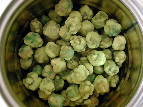 Wasabi Peas in Can