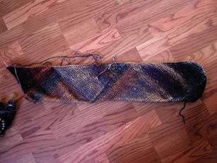 Nearly the half-way point of the DH Multidirectional Scarf. Will I make it by the 25th?