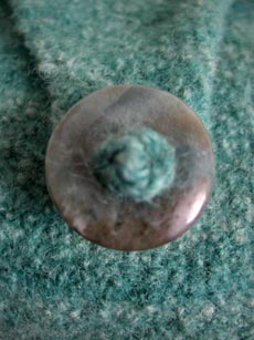 Gemstone donut is used as a button on the Not-so-Squatty Sister Sidekick.