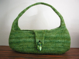 Squatty Sidekick from Avant Knits is an official FO, complete with 